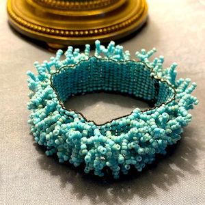 Fun and funky seed bead, 7 inch stretchy bracelet